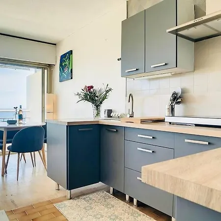 Superbe Vue Mer, La Plage A Pied Apartment Le Cannet